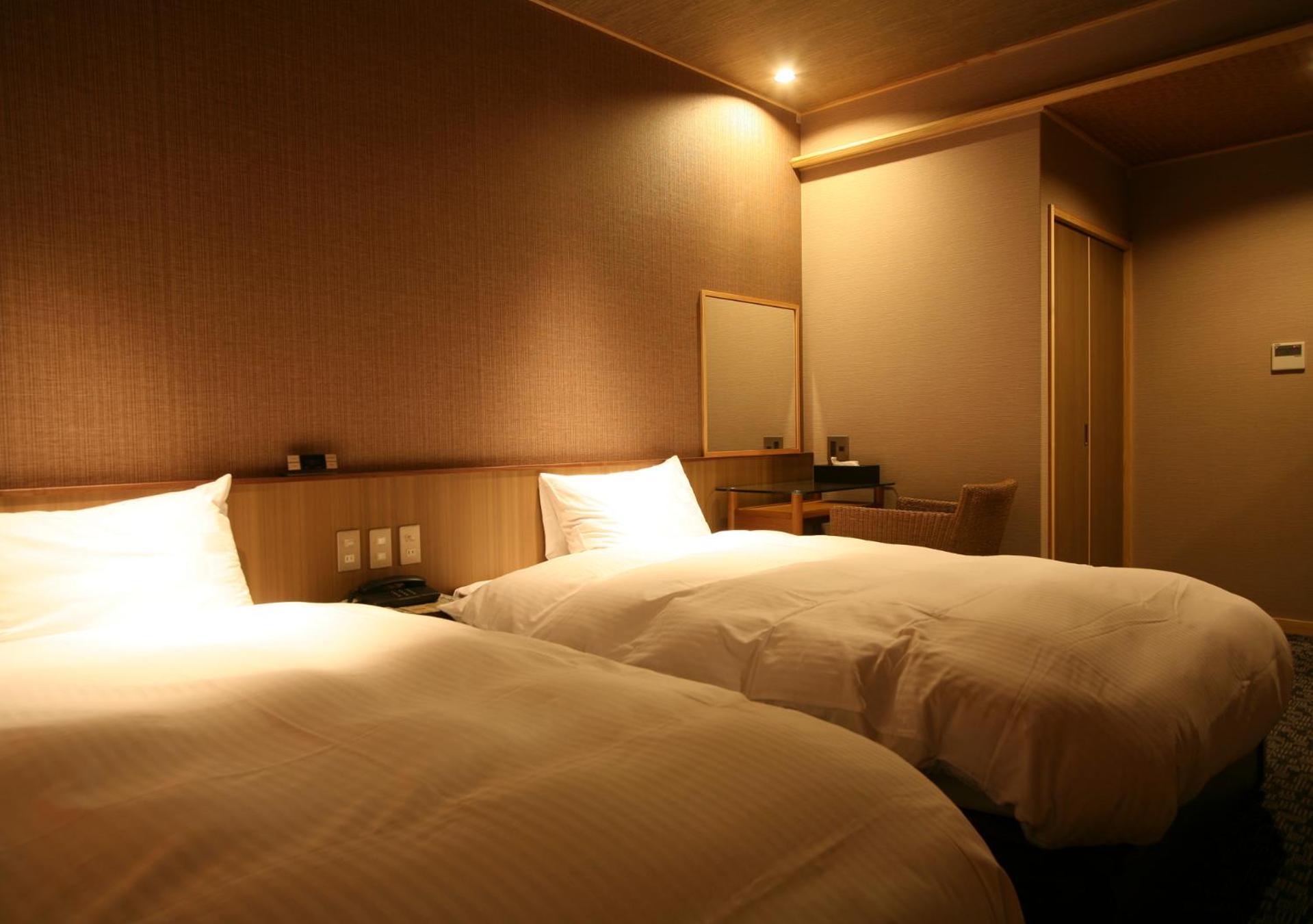 Hotel New Awaji Sumoto Екстериор снимка