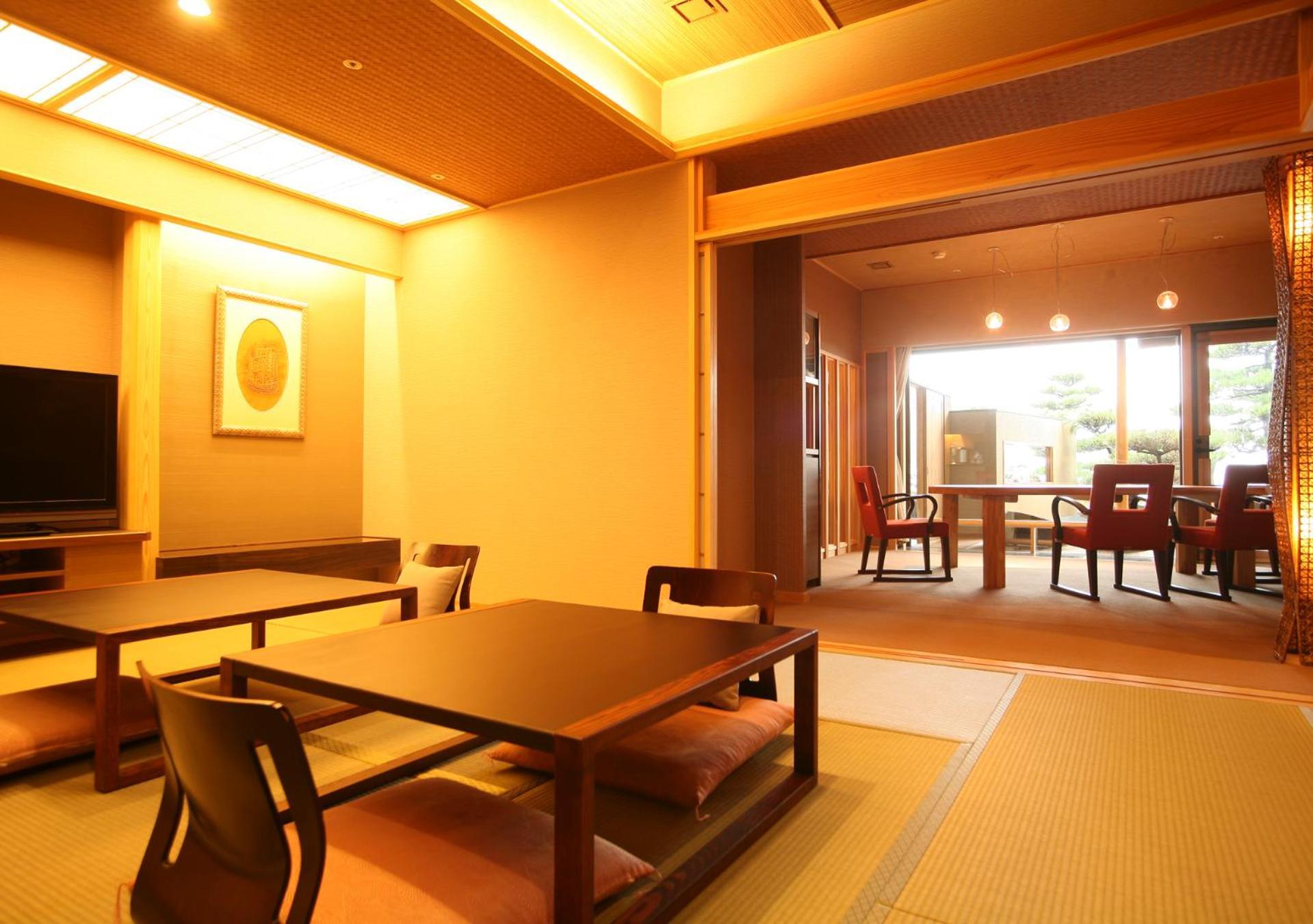 Hotel New Awaji Sumoto Екстериор снимка