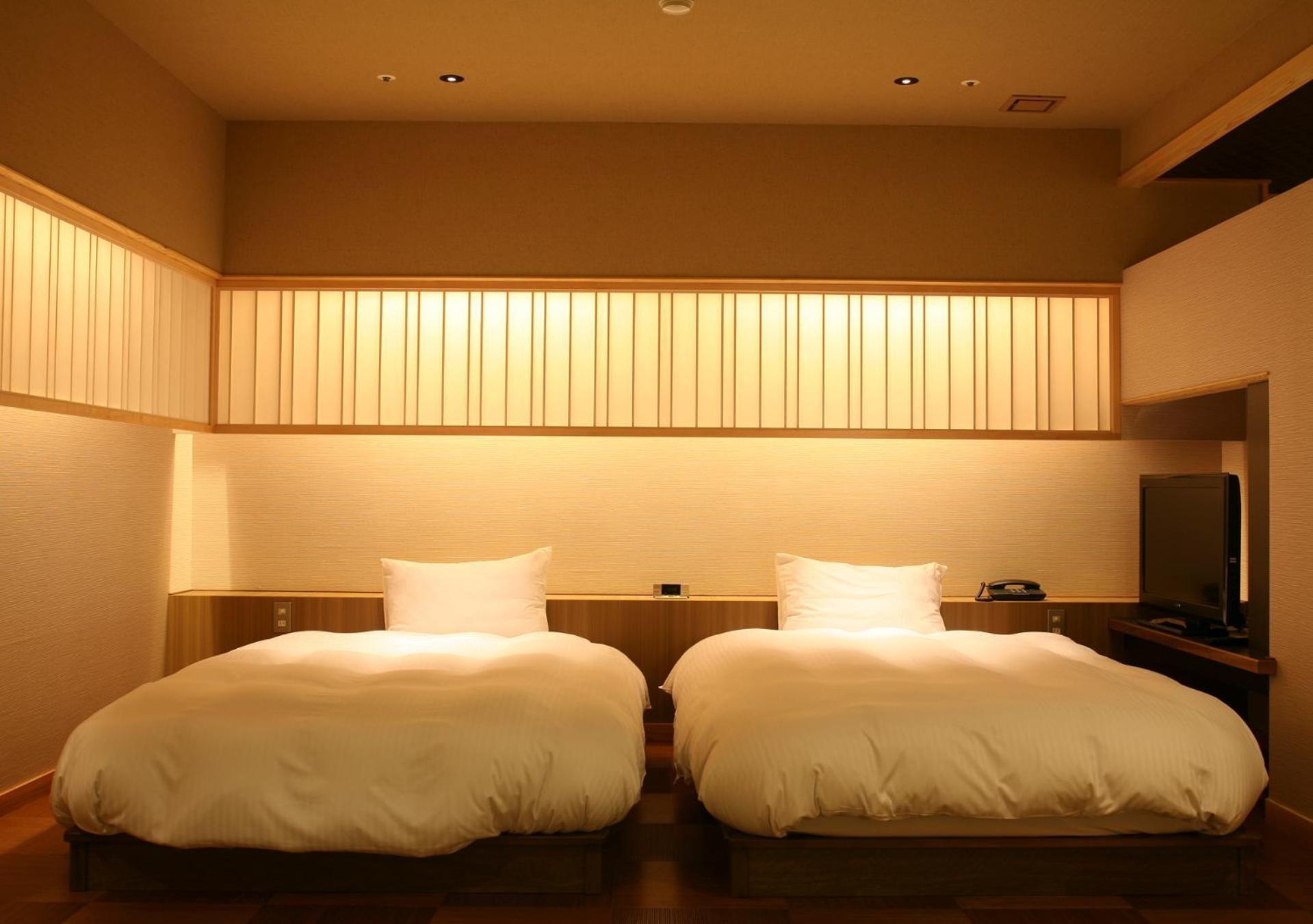 Hotel New Awaji Sumoto Екстериор снимка